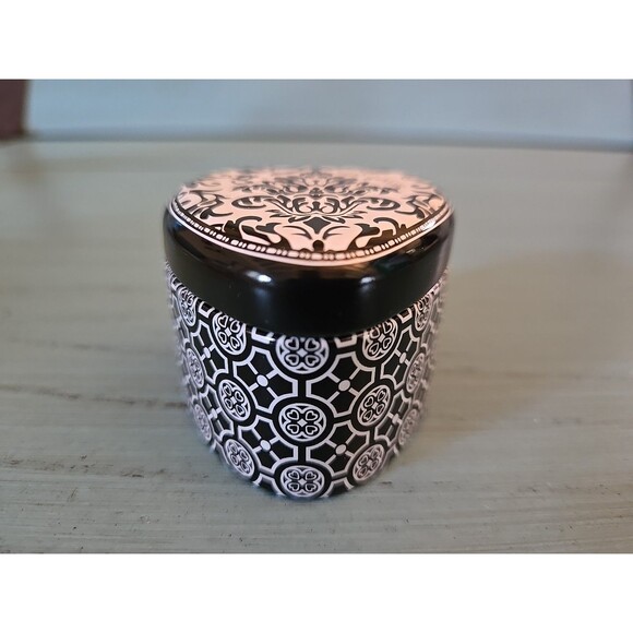 Brighton Jewelry Design Heart Tin 1 inch × 1/2 Inch, A Keepsake Box, Empty Gift - Picture 2 of 7